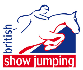 BRITISH BREEDING TRIUMPHS AT THE BRITISH YOUNG HORSE SHOW WITH ARGENTO WINNING THE 7 YEAR OLD CHAMPIONSHIP BRITISH BREEDING TRIUMPHS AT THE BRITISH YOUNG HORSE SHOW WITH ARGENTO WINNING THE 7 YEAR OLD CHAMPIONSHIP